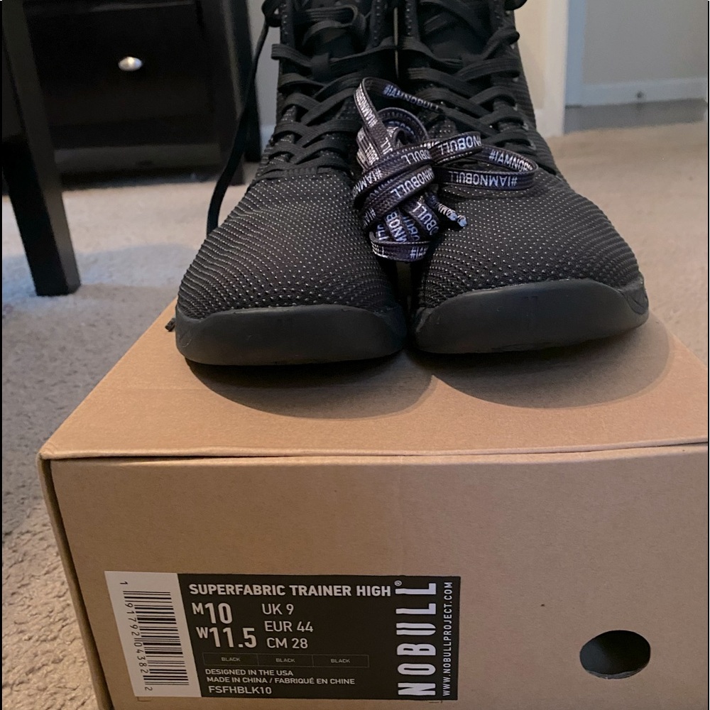 No Bull blk high tops